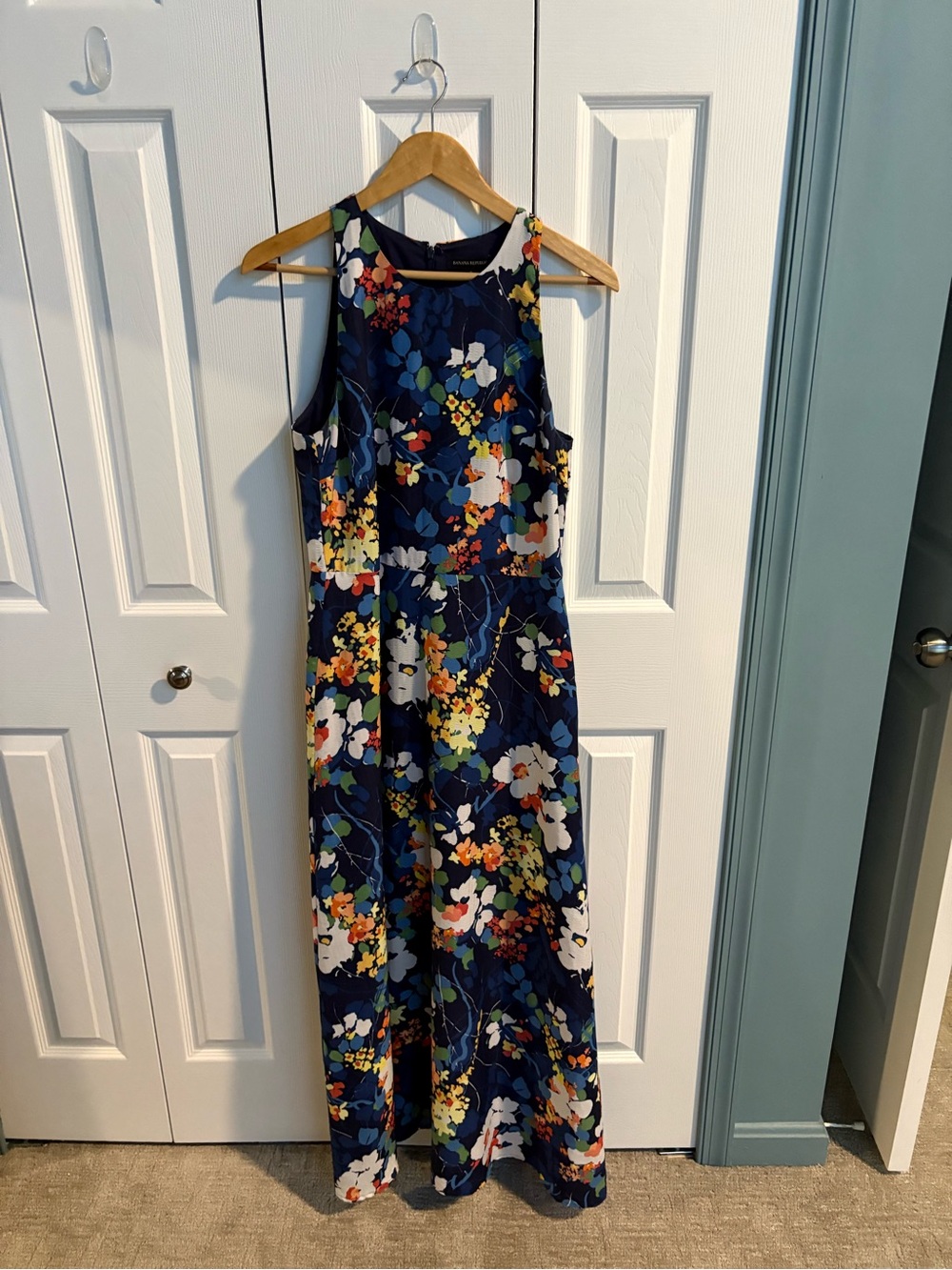 Banana Republic Blue Floral maxi dress